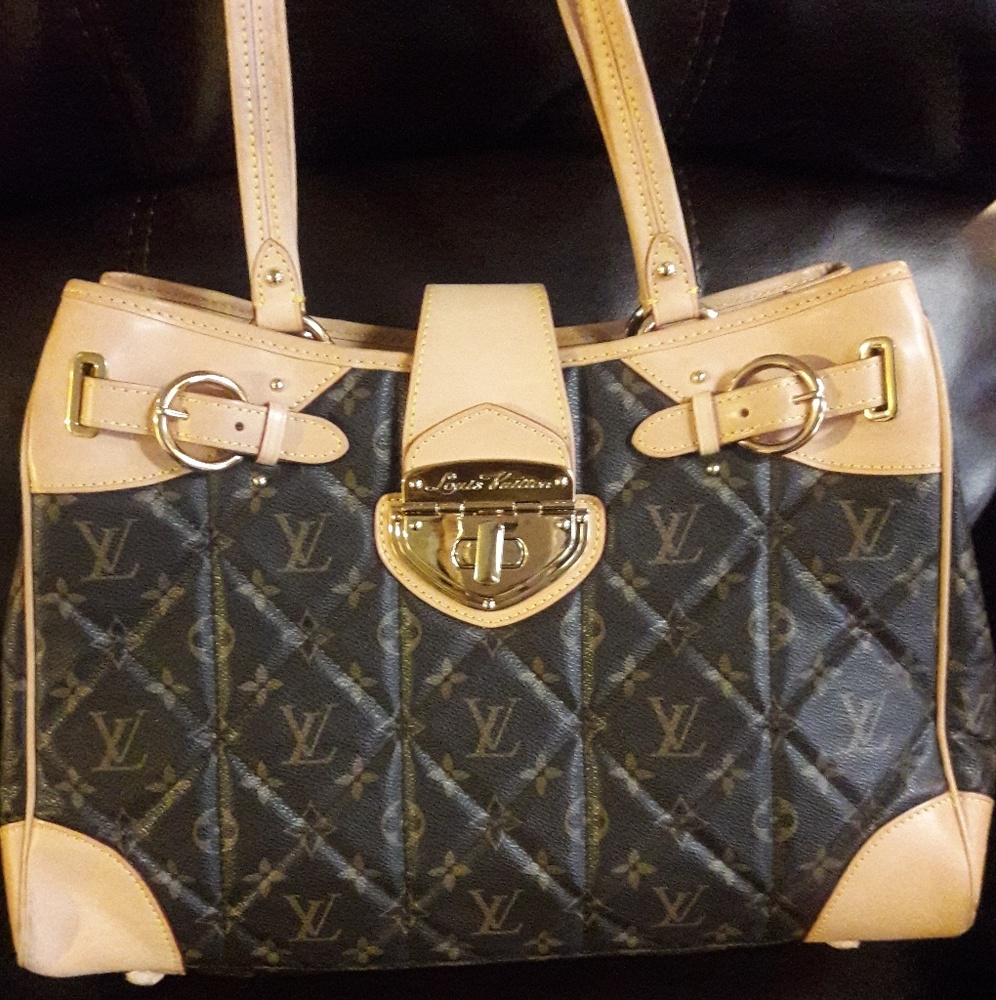 Handbag